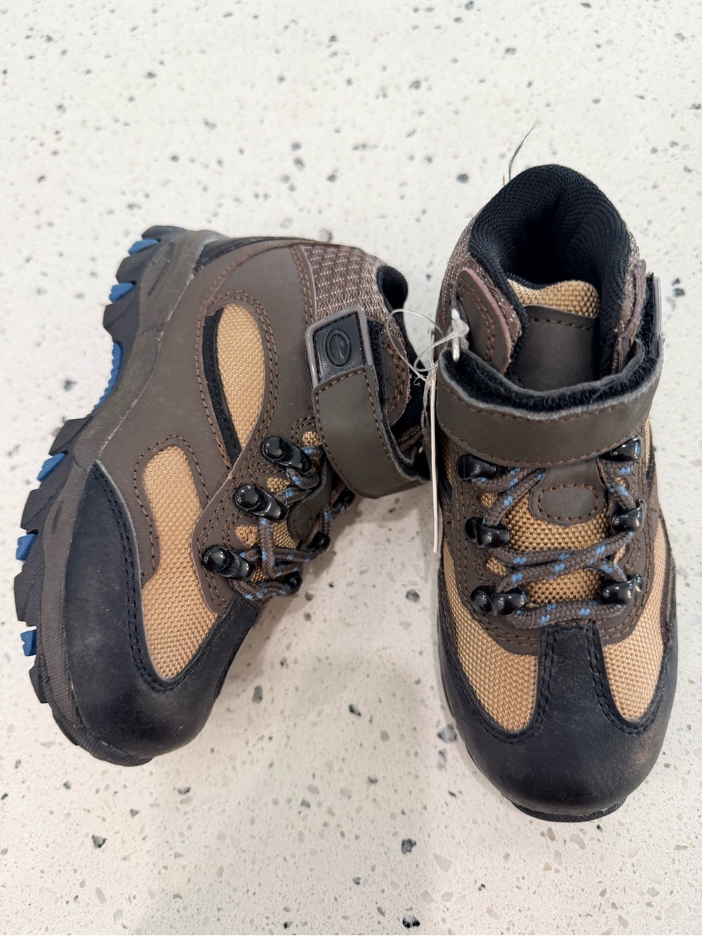 New boys Sz 10 Gymboree Brown and Tan Kids Hiking Boots
